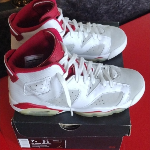 - Air Jordan 6 Retro GS 'Alternate' 2017 - Picture 2 of 4